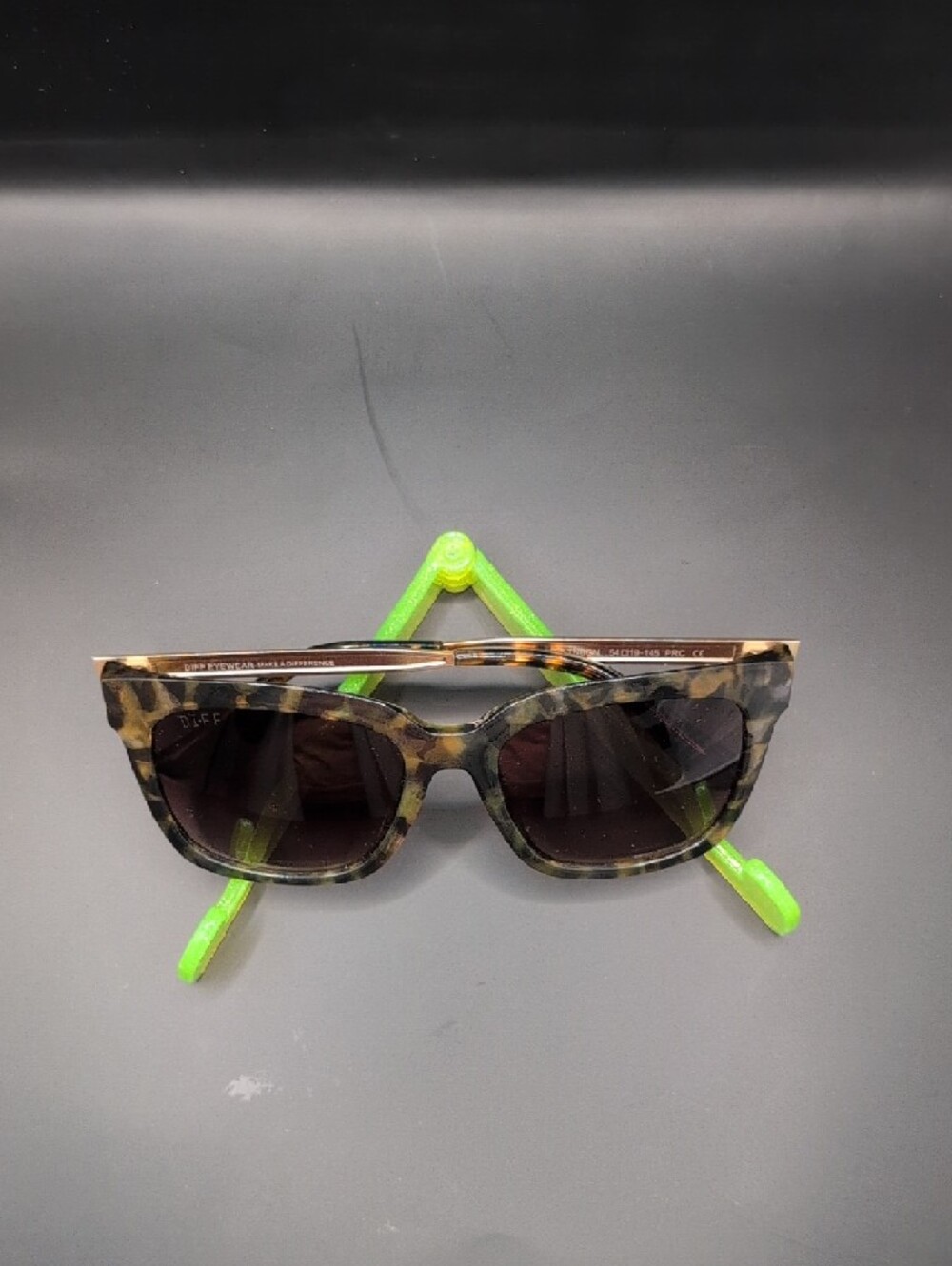 DIFF 54mm Hailey Sunglasses  Tortoiseshell Square with Brown Lenses - Picture 8 of 12